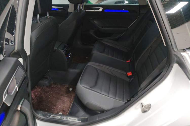 Used Volkswagen FAW-Volkswagen CC 2023 Hunting Vehicle 380TSI Hunter's Heart Edition Left Rear Seat