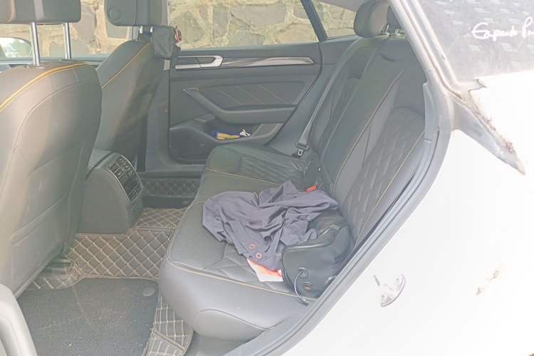 Used Volkswagen FAW-Volkswagen CC 2023 380TSI Glorious Edition Left Rear Seat