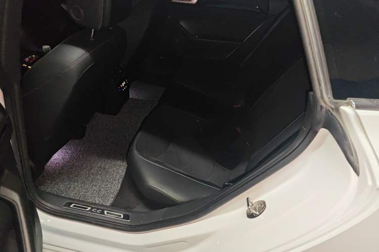 Used Volkswagen FAW-Volkswagen CC 2023 330TSI Ignite Edition Left Rear Seat