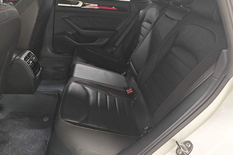 Used Volkswagen FAW-Volkswagen CC 2023 380TSI Striking Edition Left Rear Seat