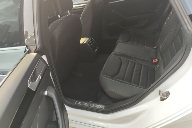 Used Volkswagen FAW-Volkswagen CC 2023 380TSI Striking Edition Left Rear Seat