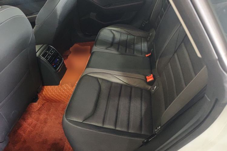 Used Volkswagen FAW-Volkswagen CC 2023 Hunting Vehicle 380TSI Hunter's Heart Edition Left Rear Seat