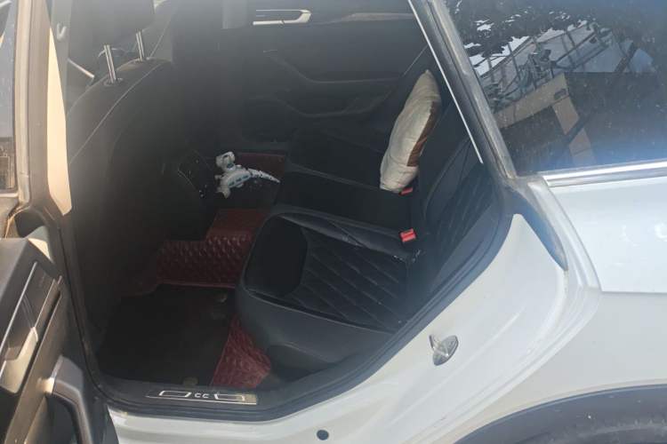 Used Volkswagen FAW-Volkswagen CC 2023 Adventure Vehicle 380TSI Trailblazer Edition Left Rear Seat