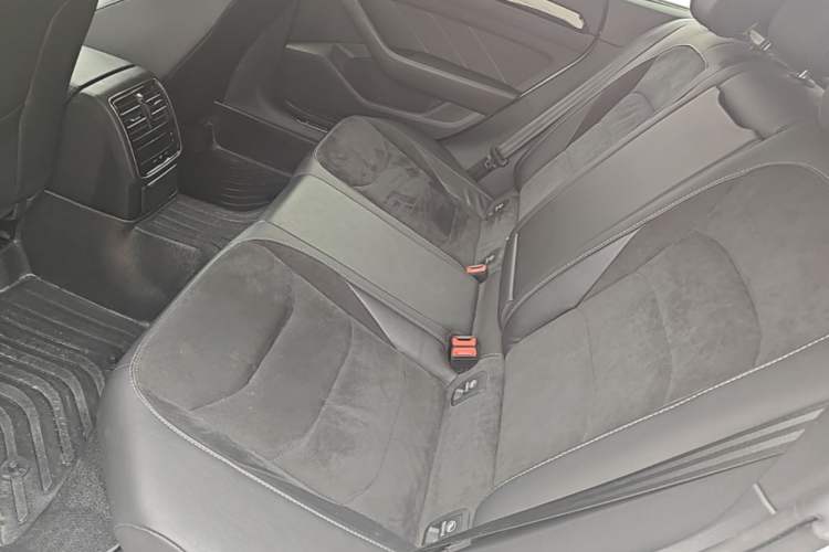 Used Volkswagen FAW-Volkswagen CC 2023 330TSI Ignite Edition Left Rear Seat