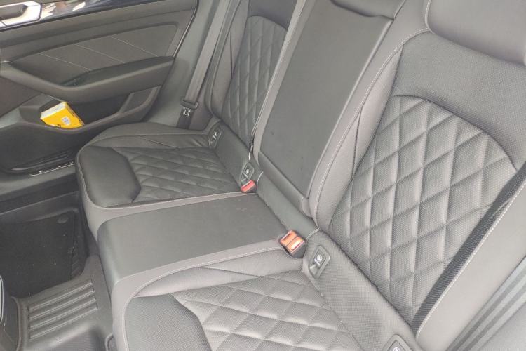 Used Volkswagen FAW-Volkswagen CC 2023 Adventure Vehicle 380TSI Trailblazer Edition Left Rear Seat