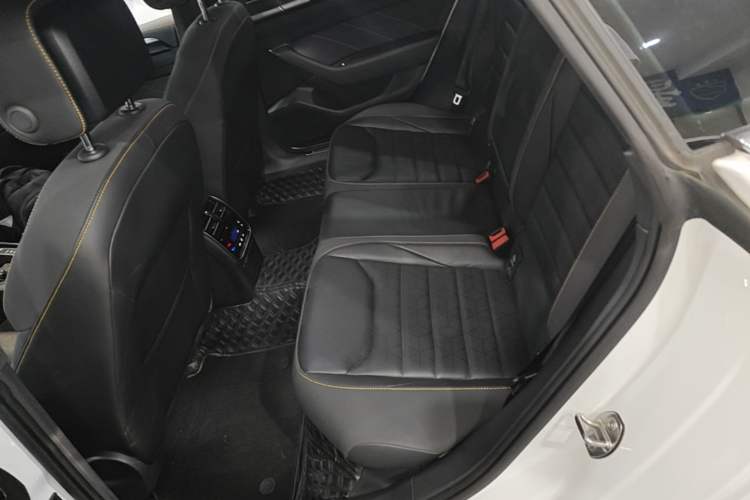 Used Volkswagen FAW-Volkswagen CC 2023 380TSI Striking Edition Left Rear Seat
