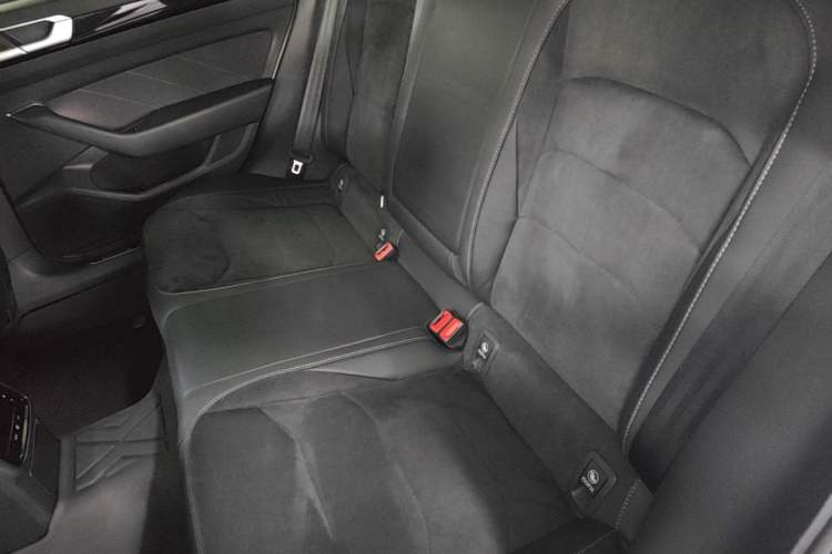 Used Volkswagen FAW-Volkswagen CC 2023 330TSI Ignite Edition Left Rear Seat