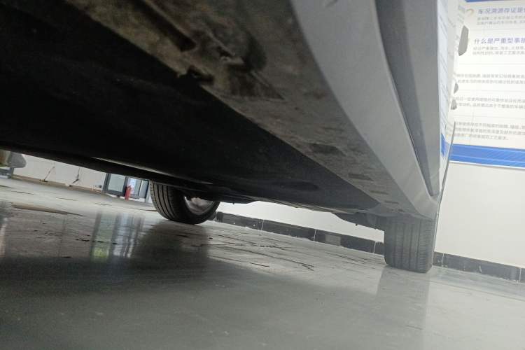 Used Volkswagen FAW-Volkswagen CC 2023 Hunting Vehicle 380TSI Hunter's Heart Edition Left Side Sill