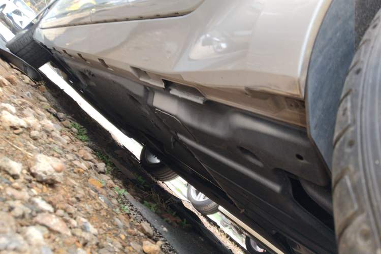 Used Volkswagen FAW-Volkswagen CC 2023 330TSI Ignite Edition Left Side Sill