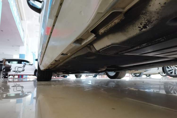Used Volkswagen FAW-Volkswagen CC 2023 380TSI Striking Edition Left Side Sill