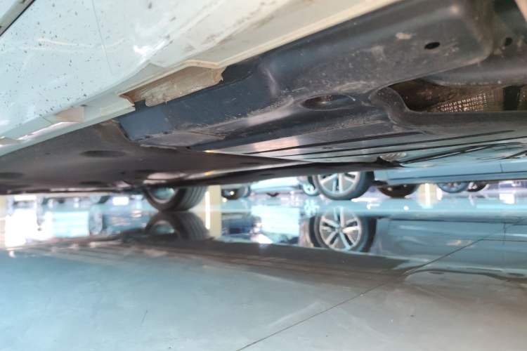 Used Volkswagen FAW-Volkswagen CC 2023 380TSI Striking Edition Left Side Sill