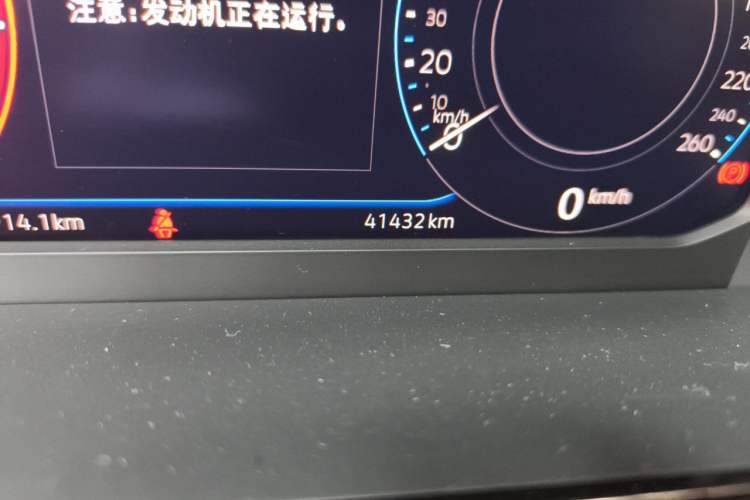 Used Volkswagen FAW-Volkswagen CC 2023 Hunting Vehicle 380TSI Hunter's Heart Edition Odometer Close Up