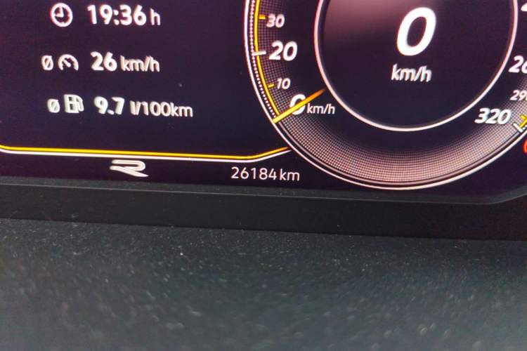 Used Volkswagen FAW-Volkswagen CC 2023 380TSI Striking Edition Odometer Close Up