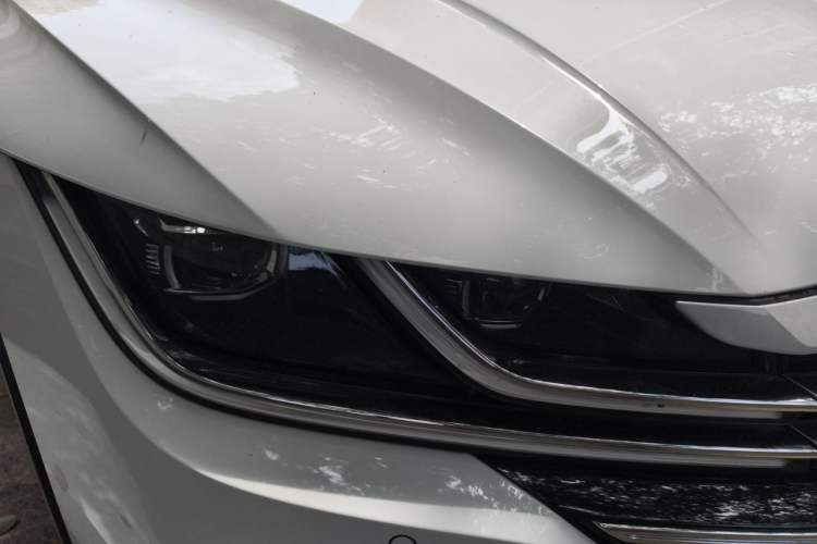 Used Volkswagen FAW-Volkswagen CC 2023 Hunting Vehicle 380TSI Hunter's Heart Edition Right Front Headlight