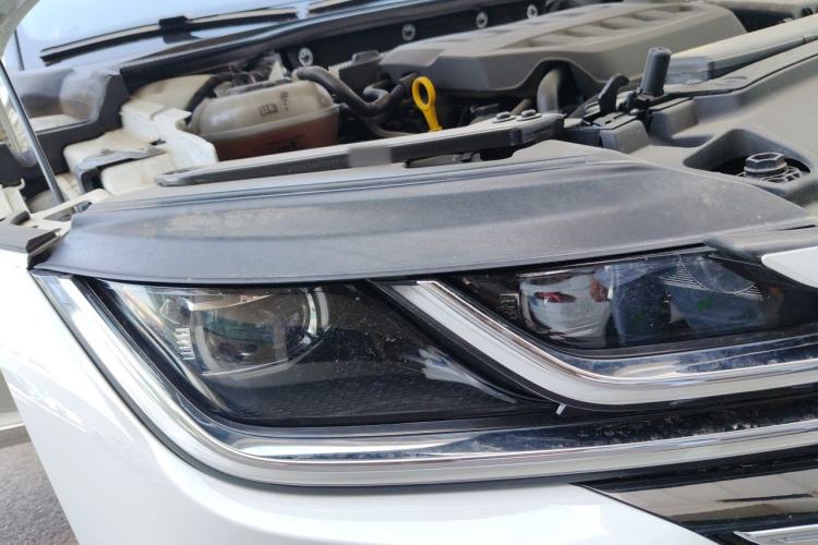 Used Volkswagen FAW-Volkswagen CC 2023 380TSI Striking Edition Right Front Headlight