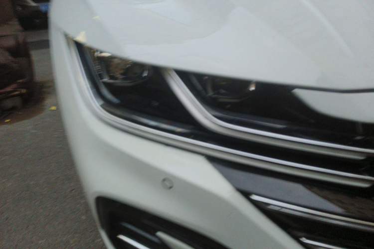Used Volkswagen FAW-Volkswagen CC 2023 380TSI Striking Edition Right Front Headlight