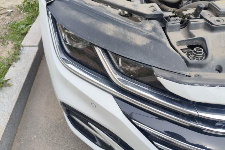 Used Volkswagen FAW-Volkswagen CC 2023 380TSI Striking Edition Right Front Headlight