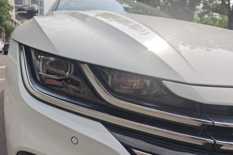 Used Volkswagen FAW-Volkswagen CC 2023 380TSI Striking Edition Right Front Headlight