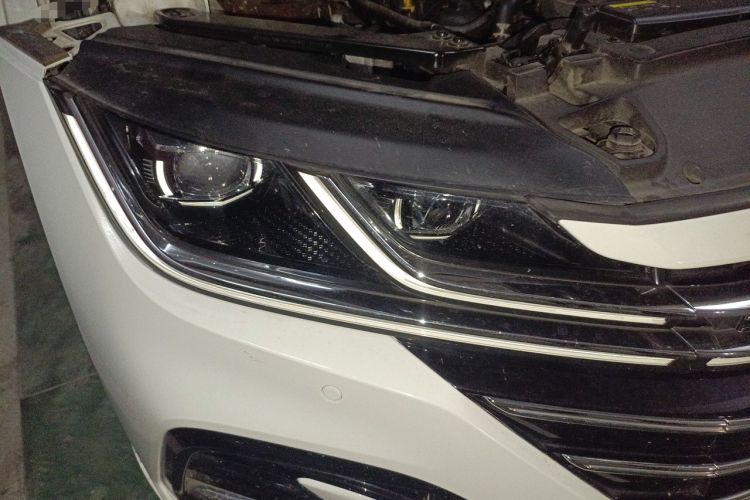 Used Volkswagen FAW-Volkswagen CC 2023 380TSI Striking Edition Right Front Headlight