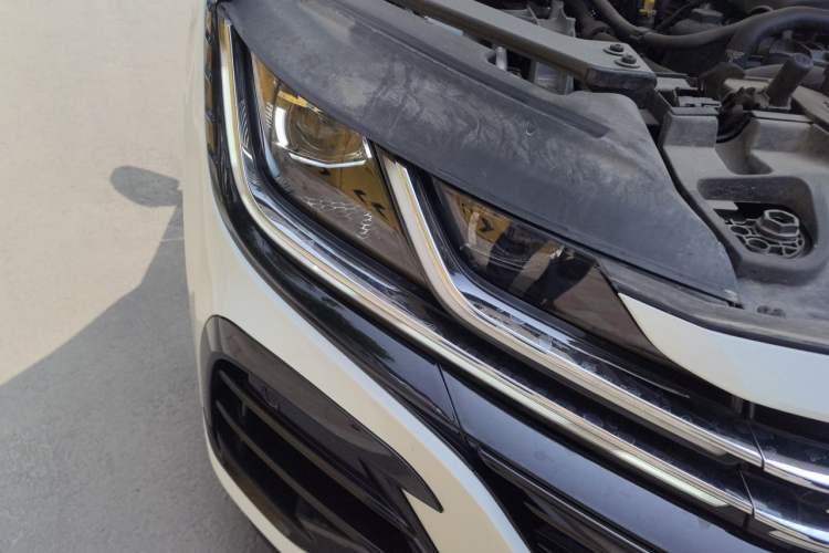 Used Volkswagen FAW-Volkswagen CC 2023 380TSI Striking Edition Right Front Headlight