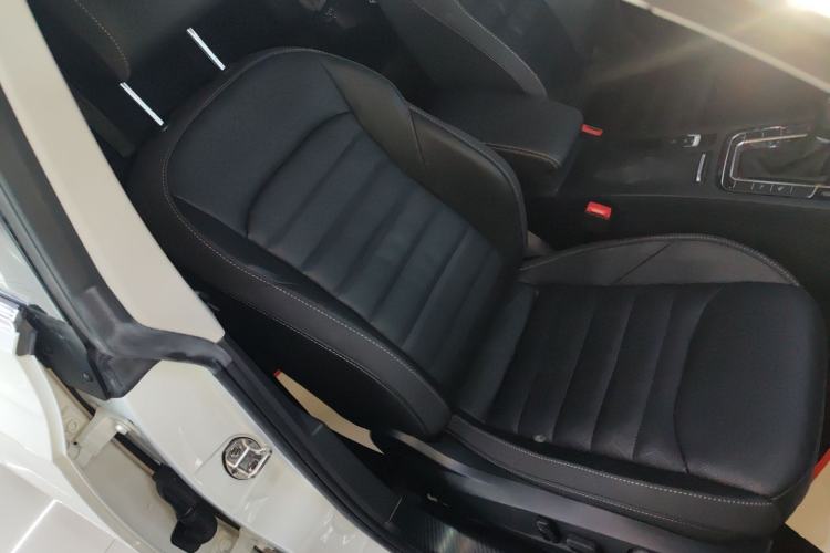 Used Volkswagen FAW-Volkswagen CC 2023 Hunting Vehicle 380TSI Hunter's Heart Edition Right Front Seat