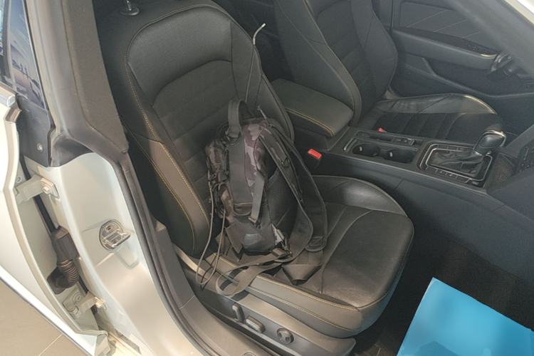 Used Volkswagen FAW-Volkswagen CC 2023 380TSI Striking Edition Right Front Seat