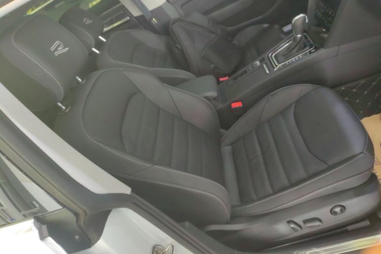 Used Volkswagen FAW-Volkswagen CC 2023 380TSI Striking Edition Right Front Seat