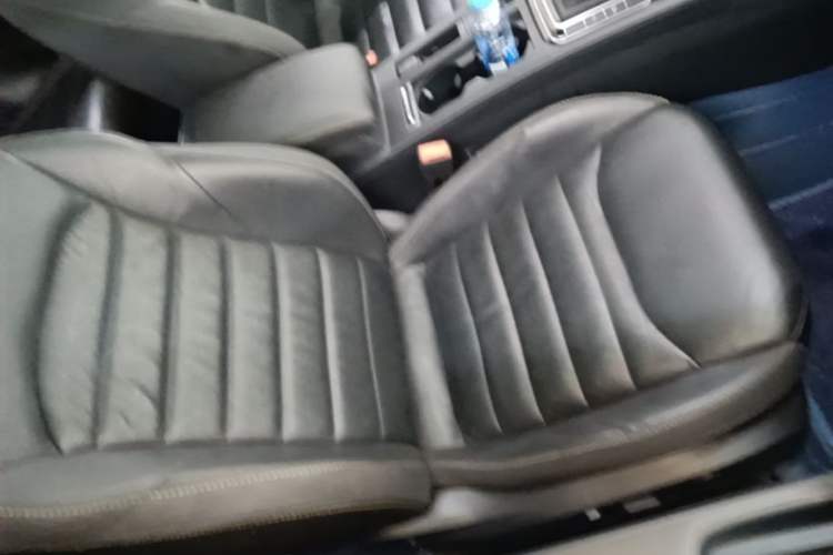 Used Volkswagen FAW-Volkswagen CC 2023 380TSI Striking Edition Right Front Seat