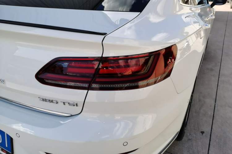 Used Volkswagen FAW-Volkswagen CC 2023 380TSI Glorious Edition Right Rear Taillight