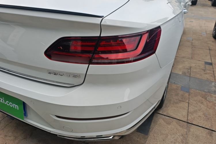 Used Volkswagen FAW-Volkswagen CC 2023 380TSI Striking Edition Right Rear Taillight