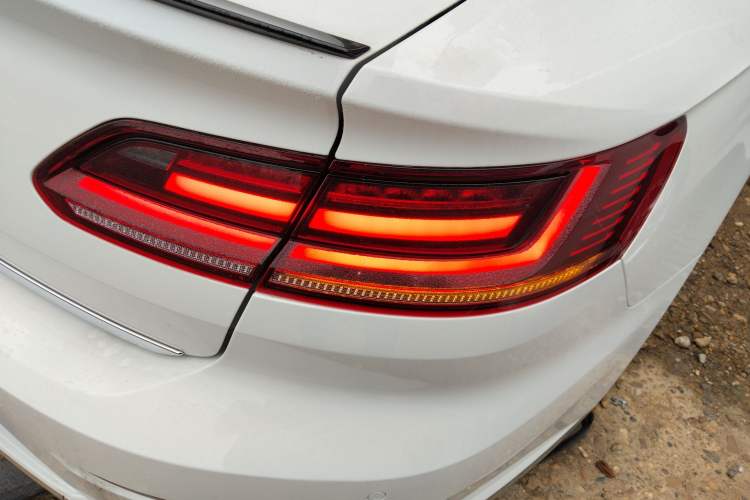 Used Volkswagen FAW-Volkswagen CC 2023 330TSI Ignite Edition Right Rear Taillight