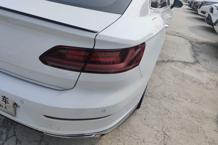 Used Volkswagen FAW-Volkswagen CC 2023 380TSI Striking Edition Right Rear Taillight