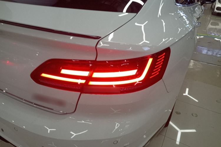 Used Volkswagen FAW-Volkswagen CC 2023 380TSI Striking Edition Right Rear Taillight