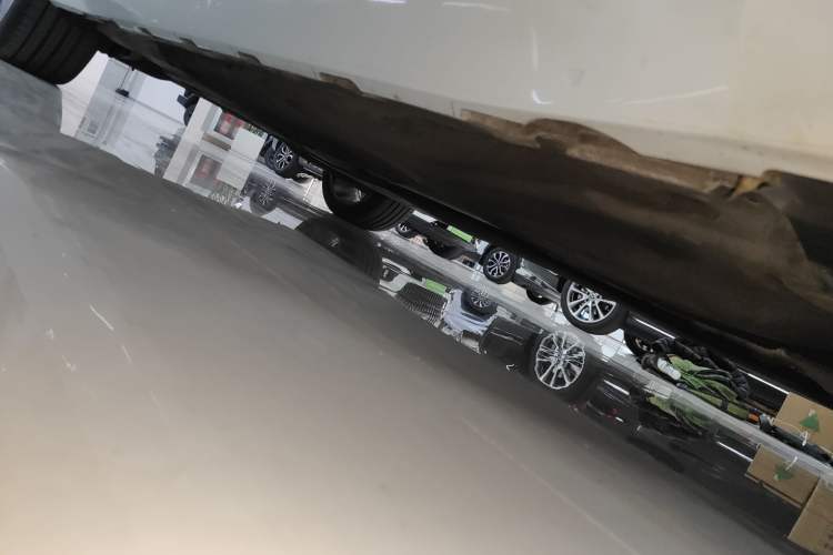 Used Volkswagen FAW-Volkswagen CC 2023 380TSI Striking Edition Right Side Sill