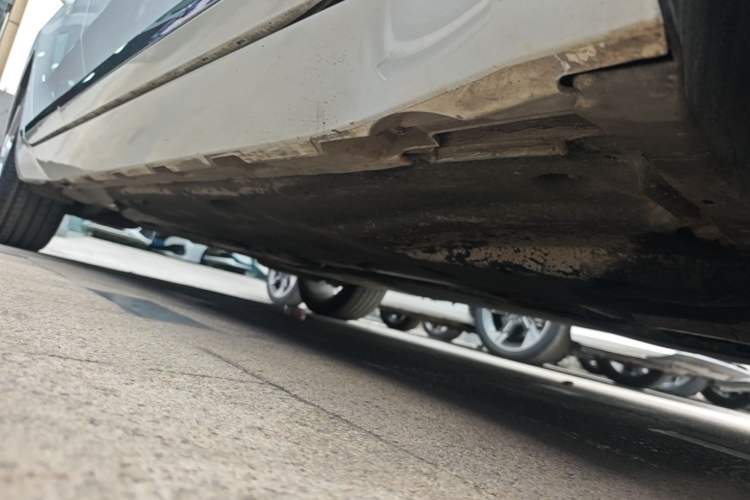 Used Volkswagen FAW-Volkswagen CC 2023 380TSI Striking Edition Right Side Sill