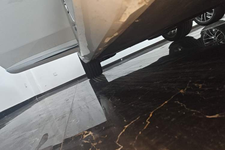 Used Volkswagen FAW-Volkswagen CC 2023 380TSI Striking Edition Right Side Sill