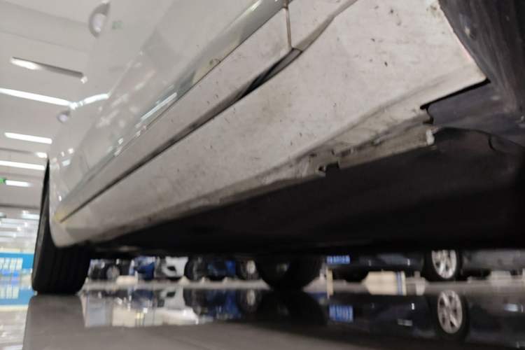 Used Volkswagen FAW-Volkswagen CC 2023 380TSI Striking Edition Right Side Sill