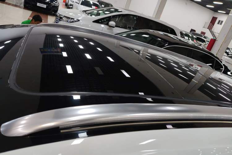Used Volkswagen FAW-Volkswagen CC 2023 Hunting Vehicle 380TSI Hunter's Heart Edition Roof