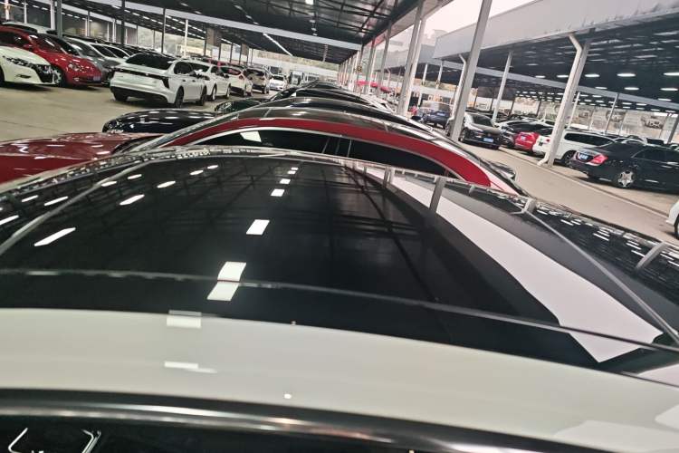 Used Volkswagen FAW-Volkswagen CC 2023 380TSI Striking Edition Roof