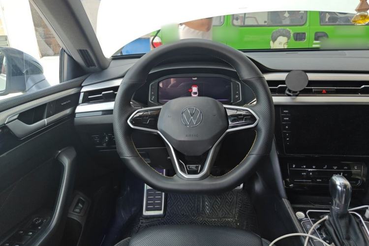 Used Volkswagen FAW-Volkswagen CC 2023 380TSI Striking Edition Steering Wheel