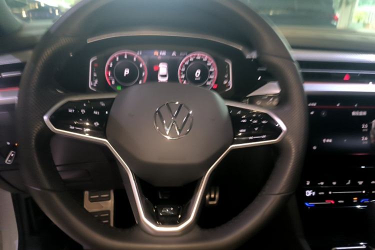 Used Volkswagen FAW-Volkswagen CC 2023 380TSI Striking Edition Steering Wheel