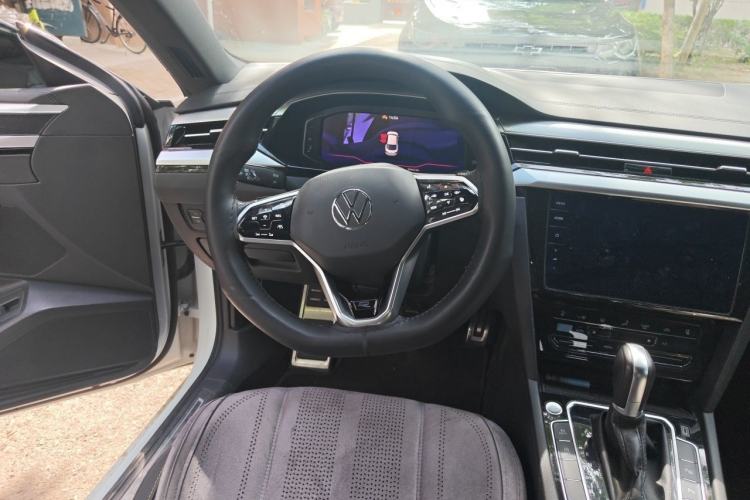 Used Volkswagen FAW-Volkswagen CC 2023 380TSI Striking Edition Steering Wheel