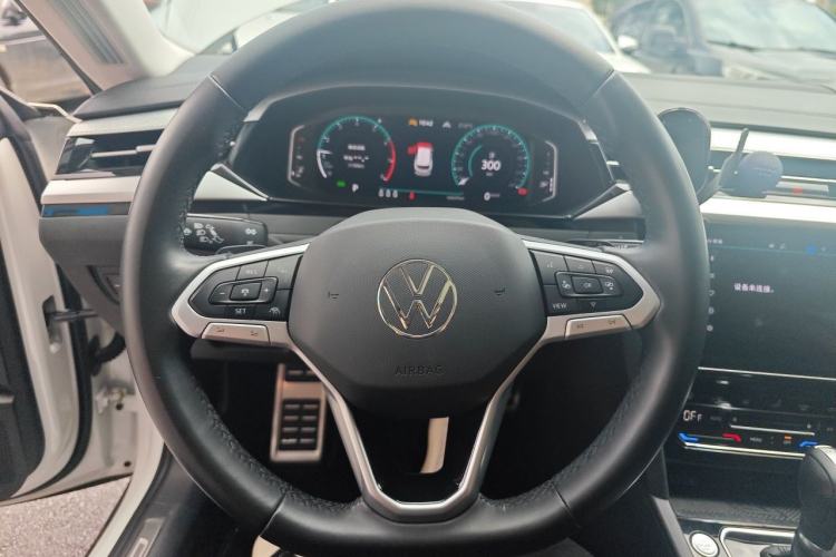 Used Volkswagen FAW-Volkswagen CC 2023 Hunting Vehicle 380TSI Hunter's Heart Edition Steering Wheel