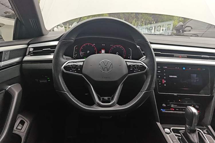 Used Volkswagen FAW-Volkswagen CC 2023 330TSI Ignite Edition Steering Wheel