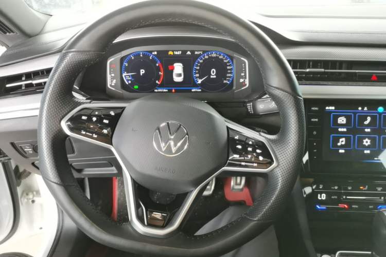 Used Volkswagen FAW-Volkswagen CC 2023 380TSI Striking Edition Steering Wheel