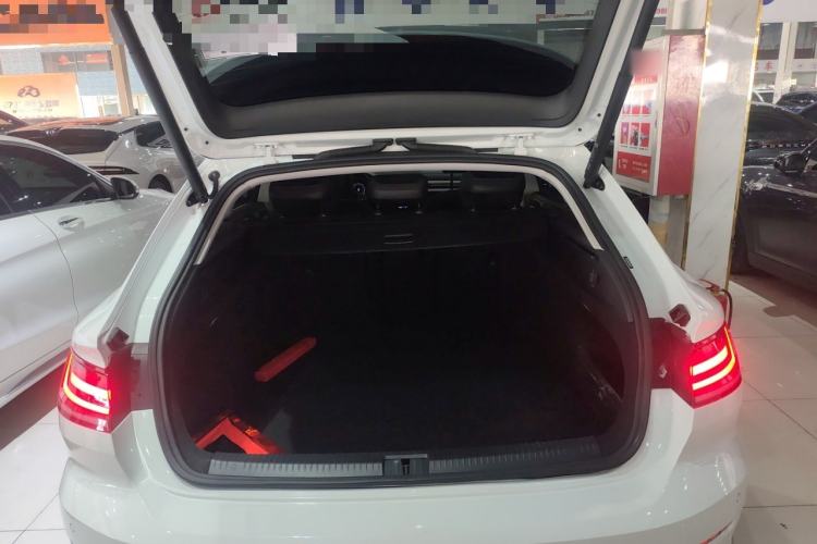 Used Volkswagen FAW-Volkswagen CC 2023 Hunting Vehicle 380TSI Hunter's Heart Edition Trunk