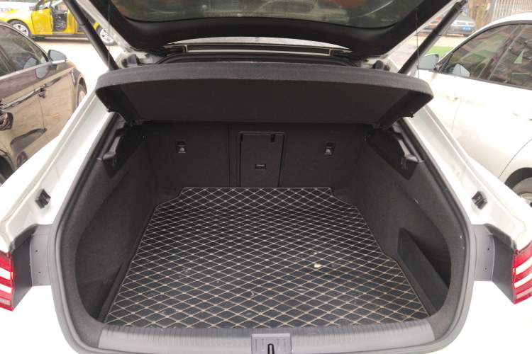 Used Volkswagen FAW-Volkswagen CC 2023 330TSI Ignite Edition Trunk