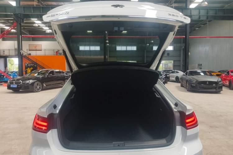 Used Volkswagen FAW-Volkswagen CC 2023 380TSI Striking Edition Trunk