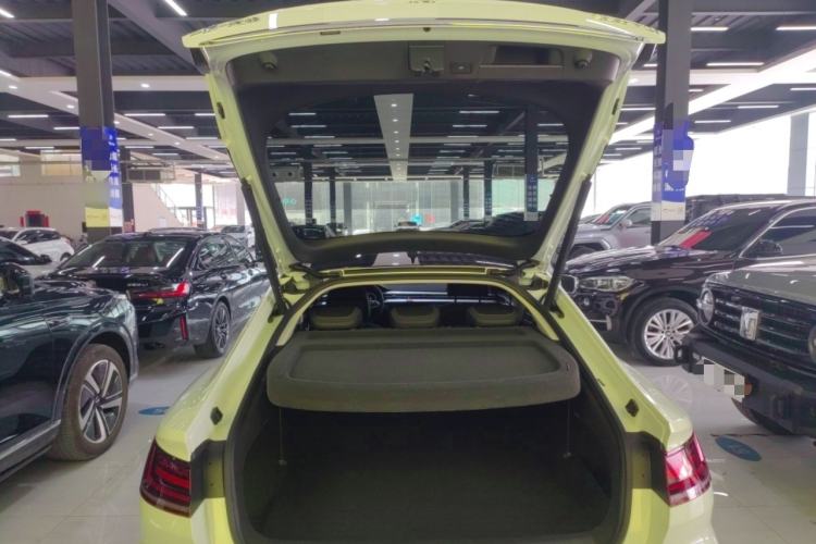 Used Volkswagen FAW-Volkswagen CC 2023 380TSI Striking Edition Trunk