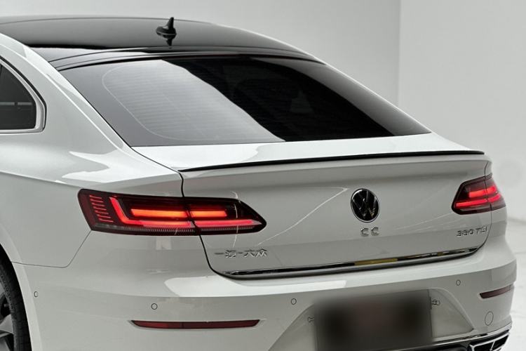 Used Volkswagen FAW-Volkswagen CC 2023 380TSI Striking Edition Trunk